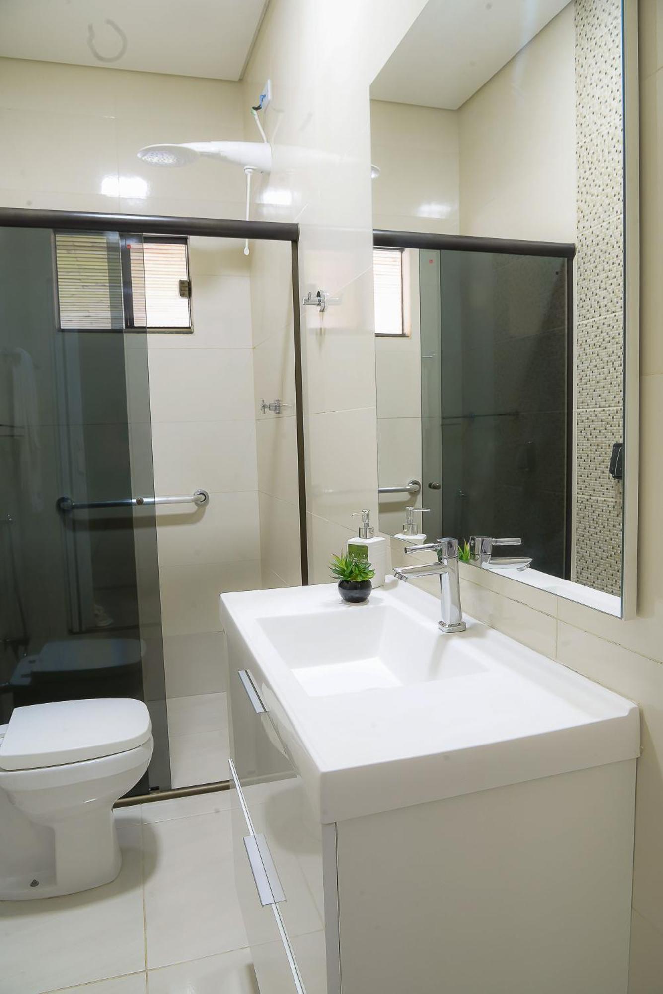 Casa De Campo - 15 Minutos Das Cataratas E Aeroporto - Piscina Com Agua Salgada E Muito Espaco Ao Ar Livre Foz do Iguaçu Exterior foto